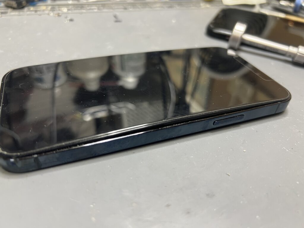 iPhone12 バッテリー