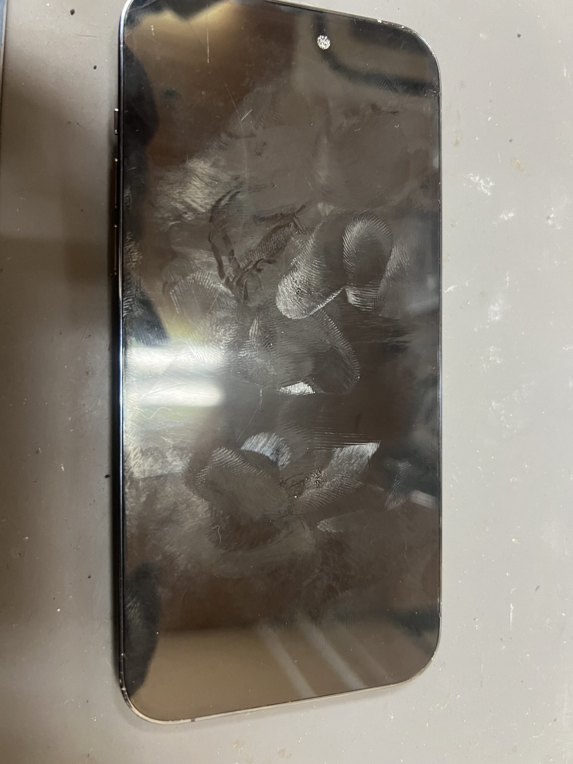 iPhone14ProMax水没修理【iPhone 水没】