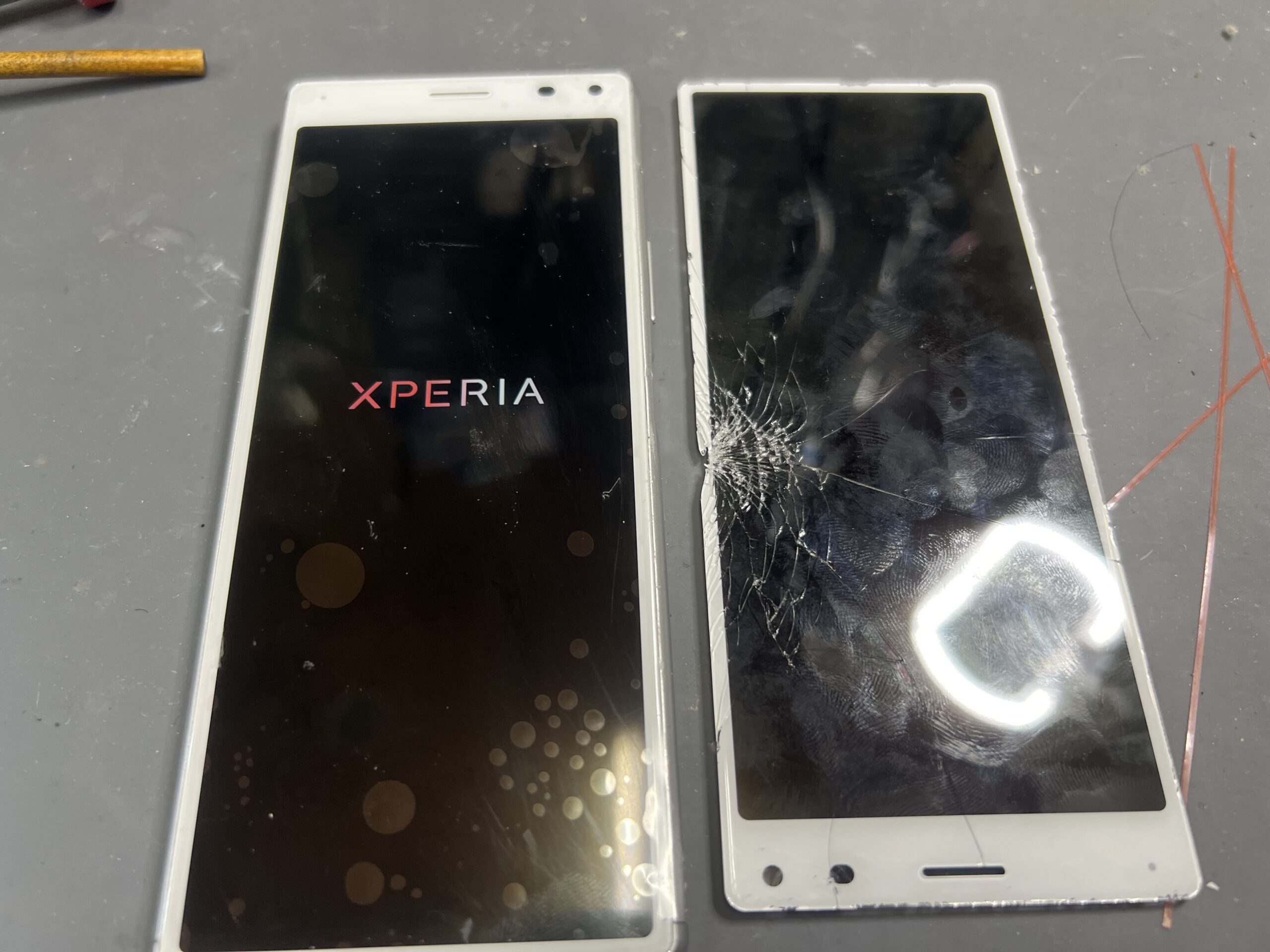 Xperia8画面修理【android画面交換】