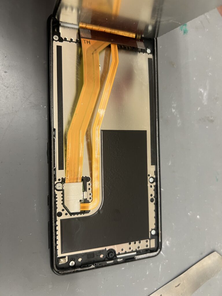 AQUOSsense5G