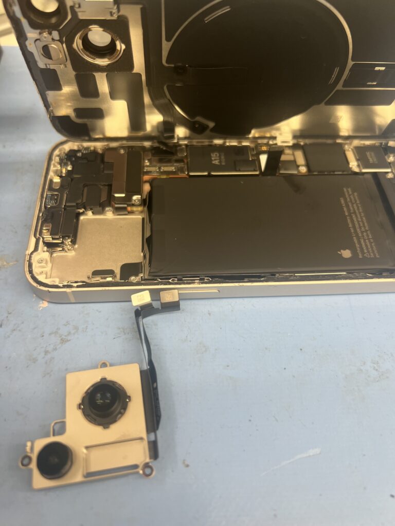 iPhone14