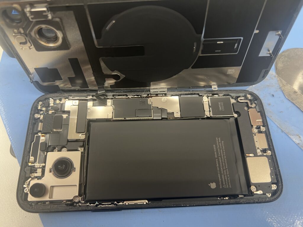 iPhone15Plus 修理
