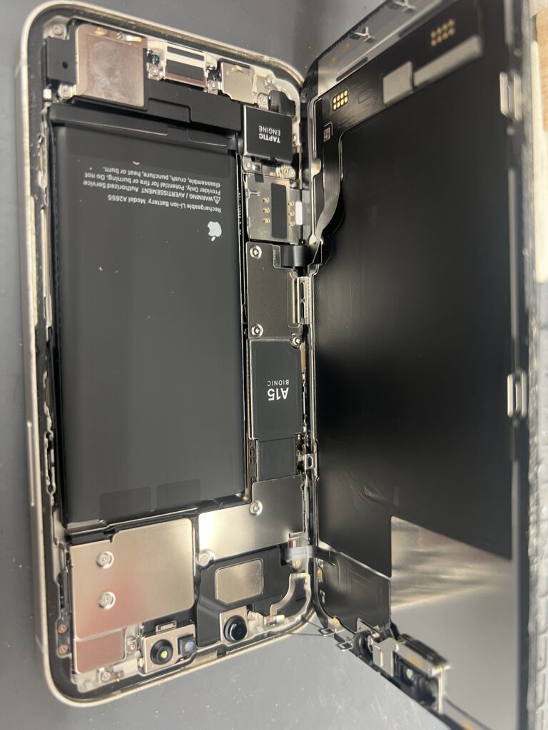 iPhone13 修理