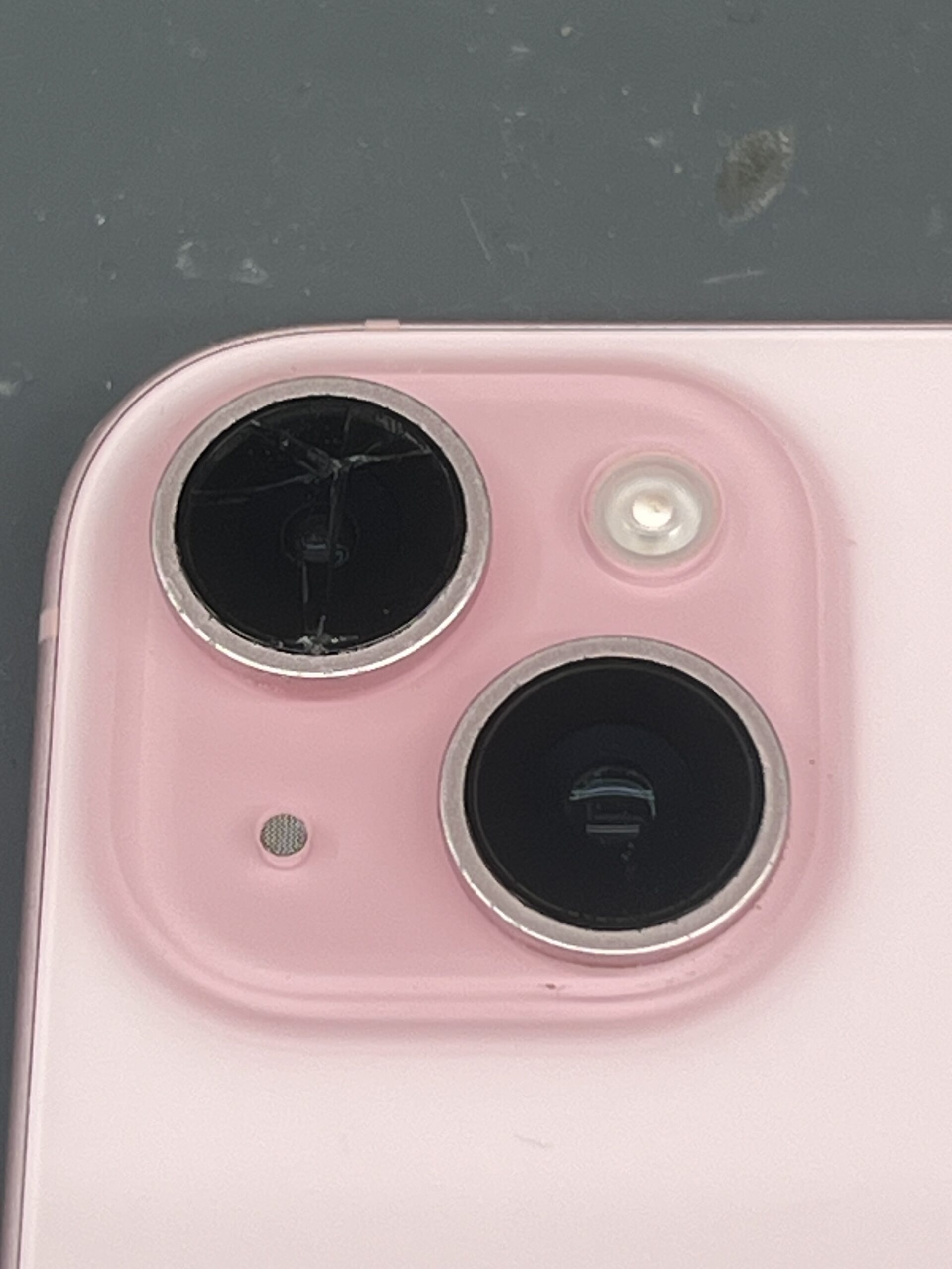 iPhone カメラガラス 修理【iPhone カメラレンズ 修理】