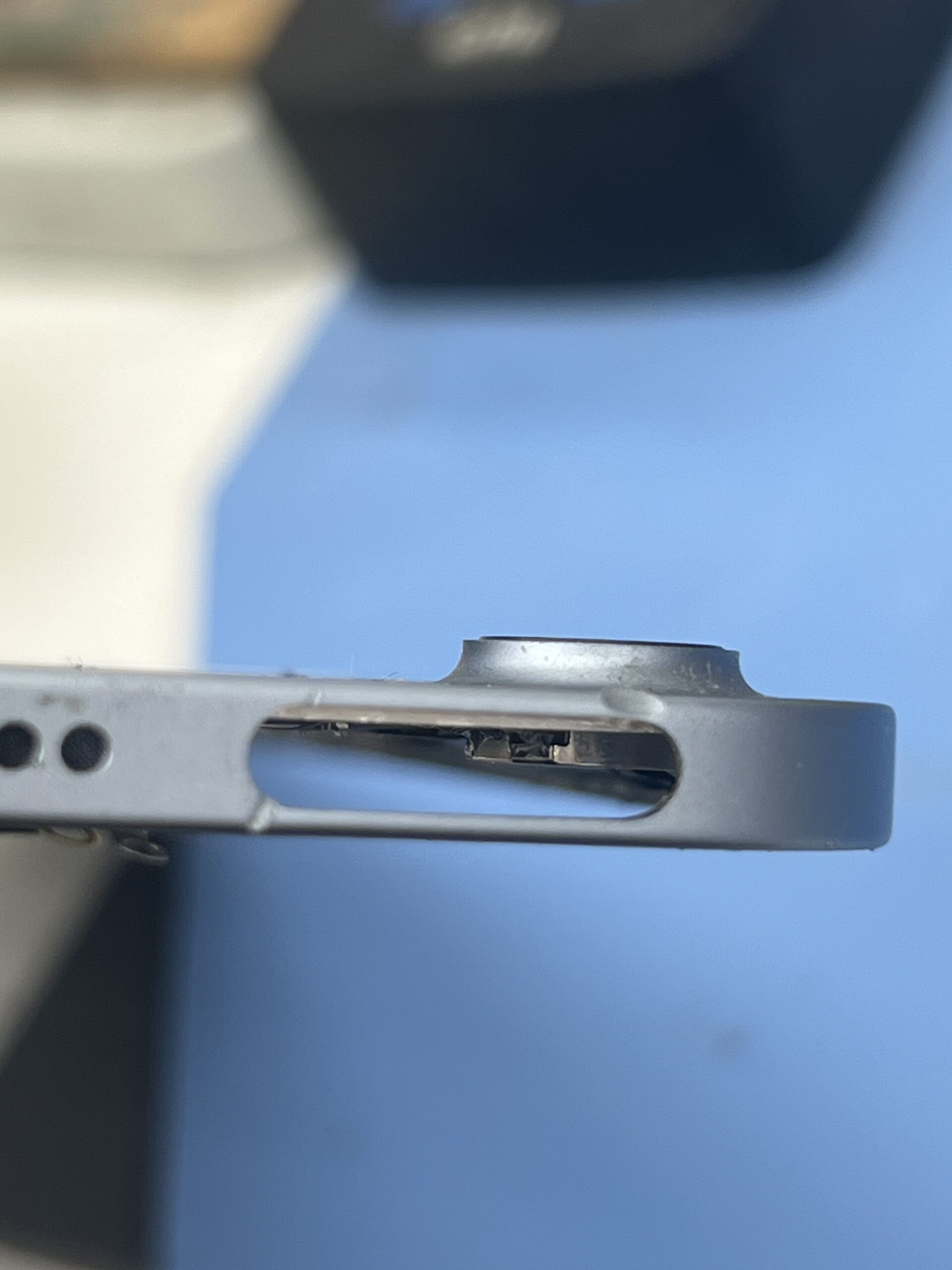 iPad air4 スリープボタンが反応しない個体の修理事例【市川のiPad修理店】