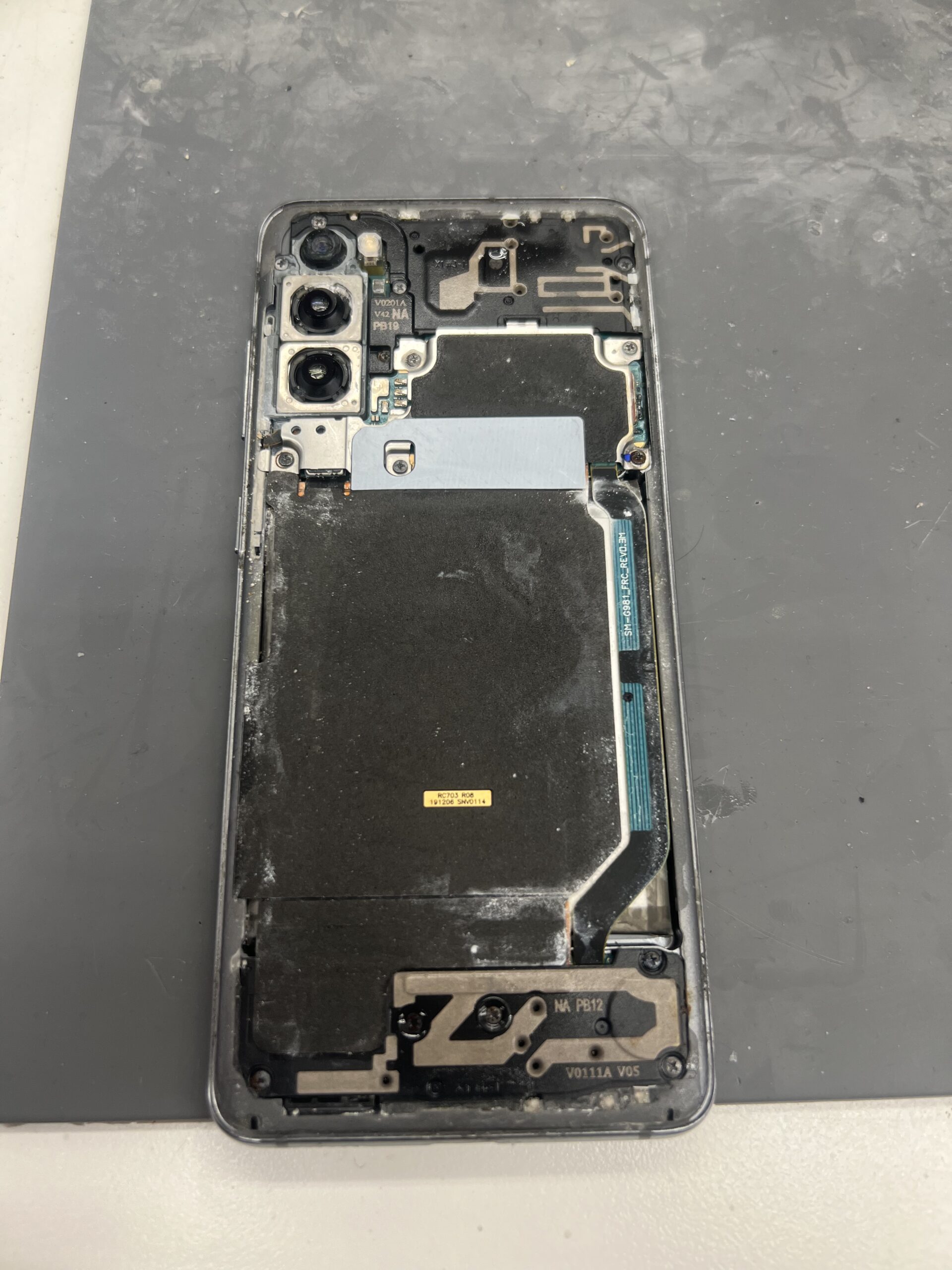 Galaxy S20 海水没修理｜複数箇所の腐食で見積もりが高額になり修理を断念した事例【市川スマホ職人】